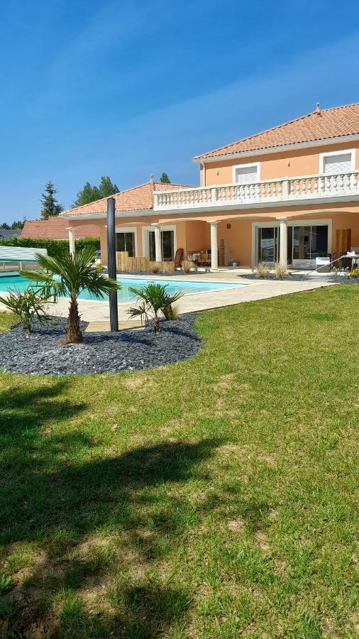 Villa Des Chenes-Adult Only Saint-Doulchard Exteriör bild